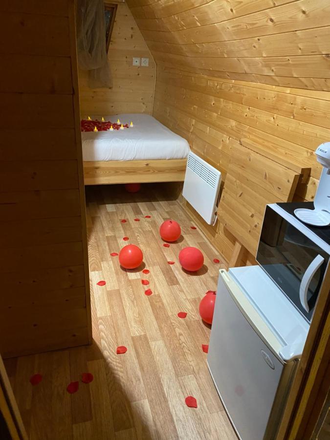 Cabane Enchantee Carpentras Eksteriør bilde
